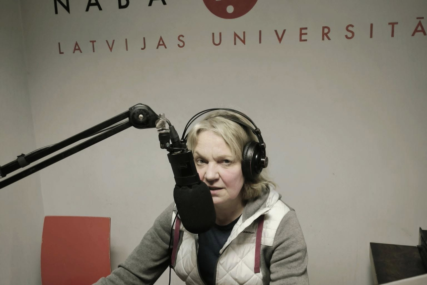 Ilze Irbe Radio NABA ierakstu studijā