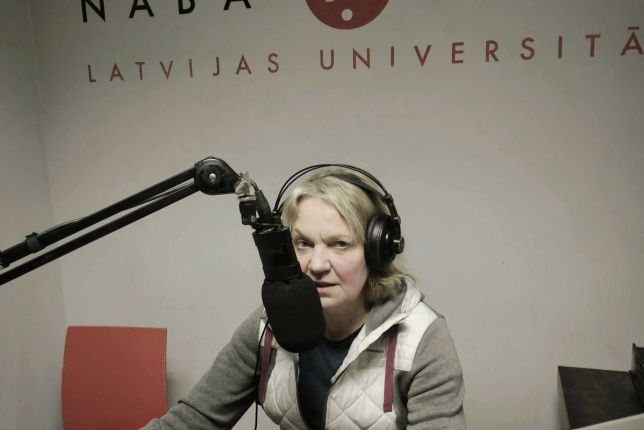 Ilze Irbe Radio NABA ierakstu studijā